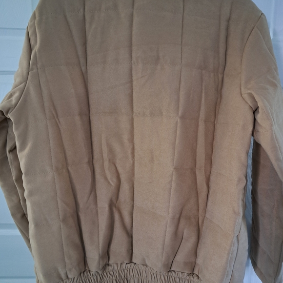 Quilted Bommer jacket - Picture 9 of 11